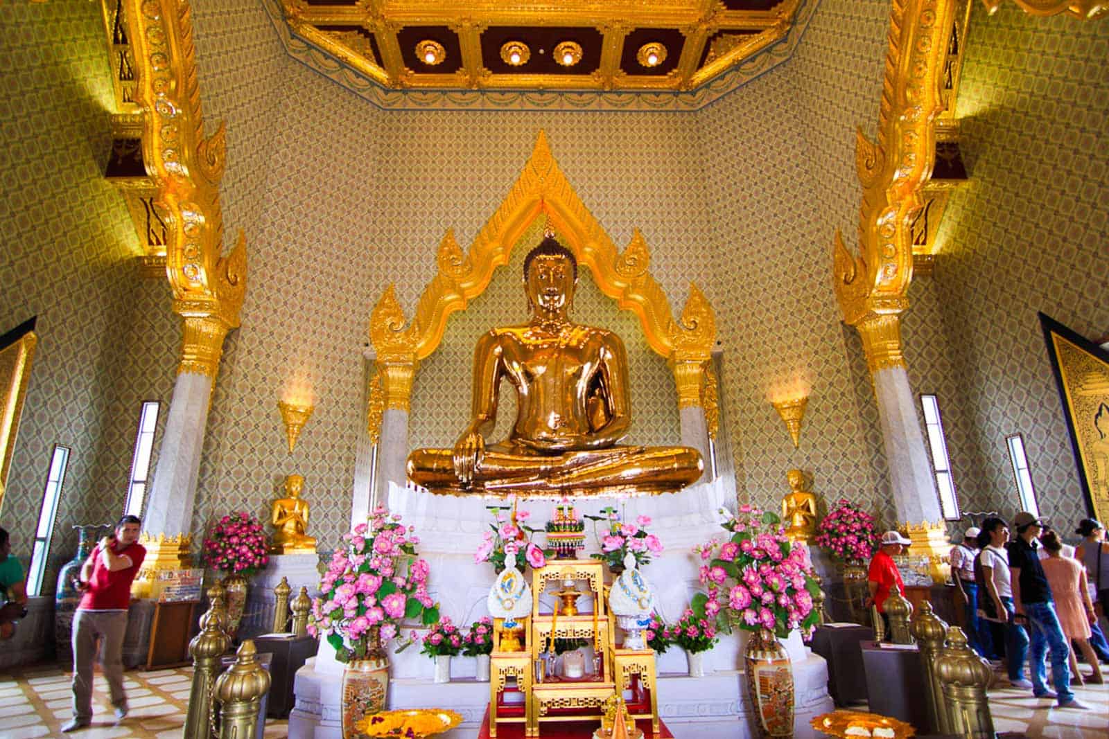 بودای طلایی