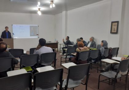 کلاس فن بیان و سخنوری در محمودآباد